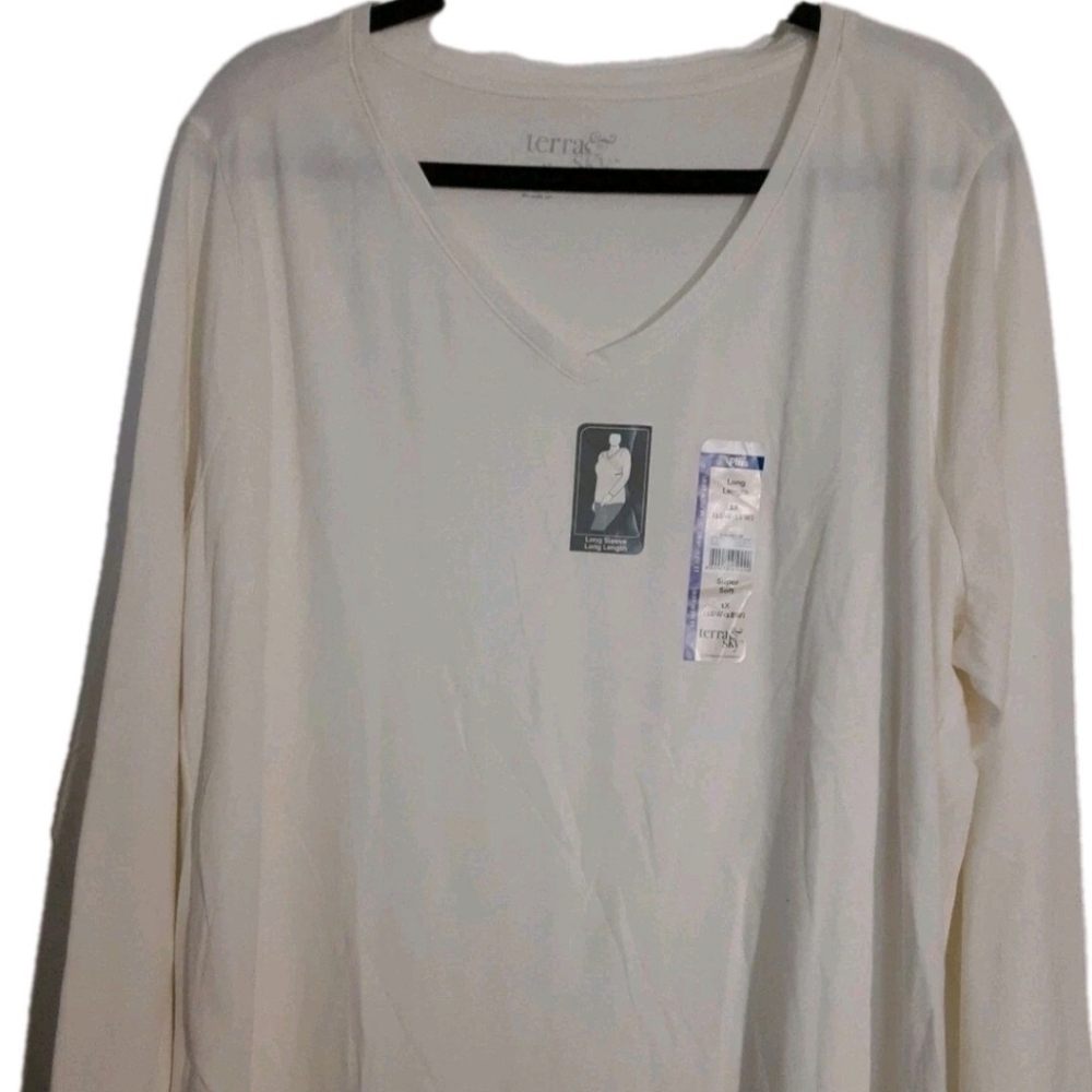 TERRA & SKY Winter White V-Neck Long Sleeve Top Womans Size 1X NWT